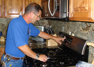 stove-repair-tech-Orlando
